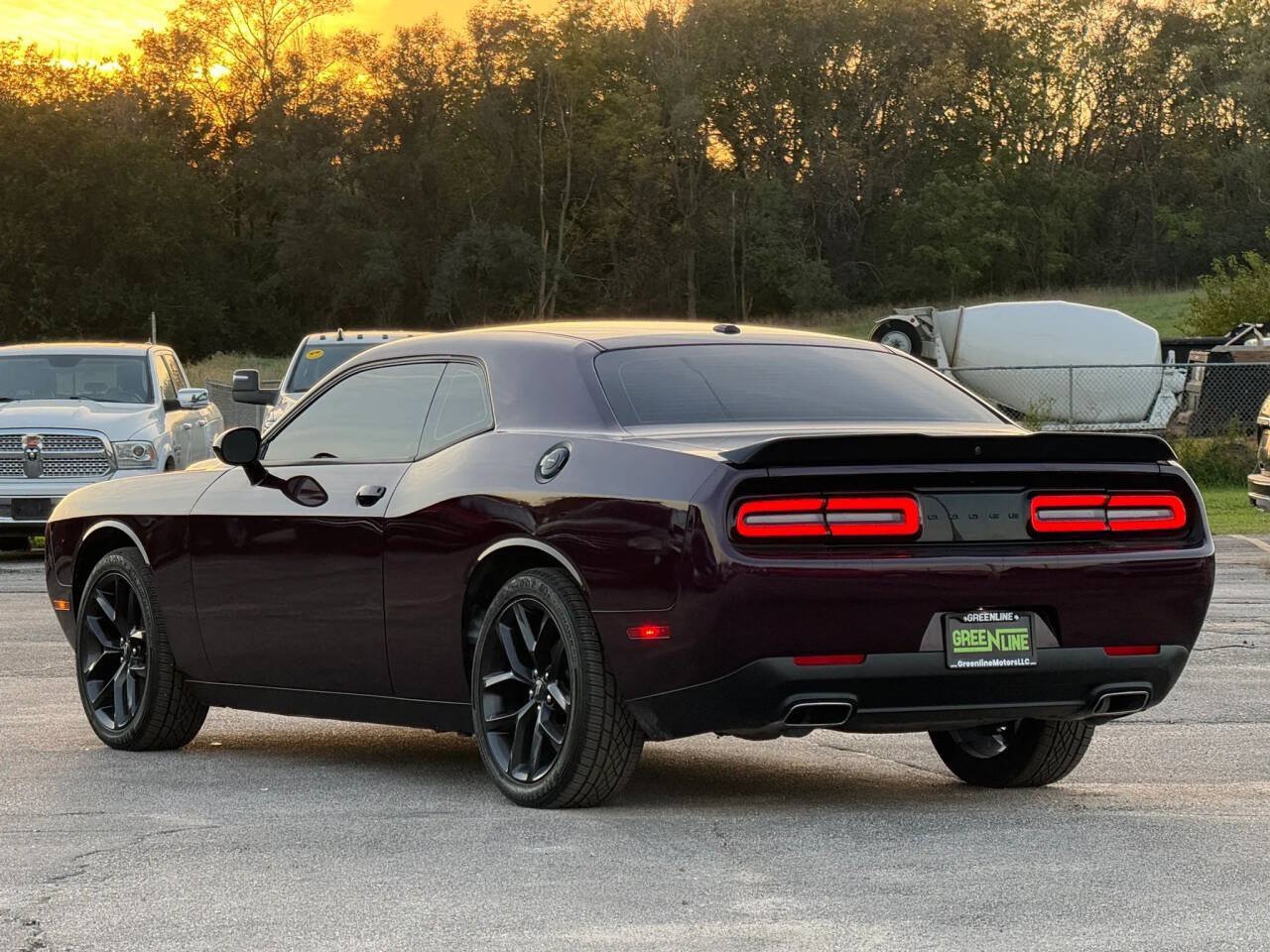Used 2022 Dodge Challenger SXT w/ Blacktop Package RWD image 2