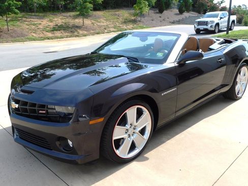 Used 2011 Chevrolet Camaro SS w/ RS Package RWD image 6