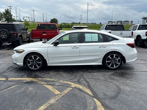 Used 2026 Honda Civic Sport Touring image 8