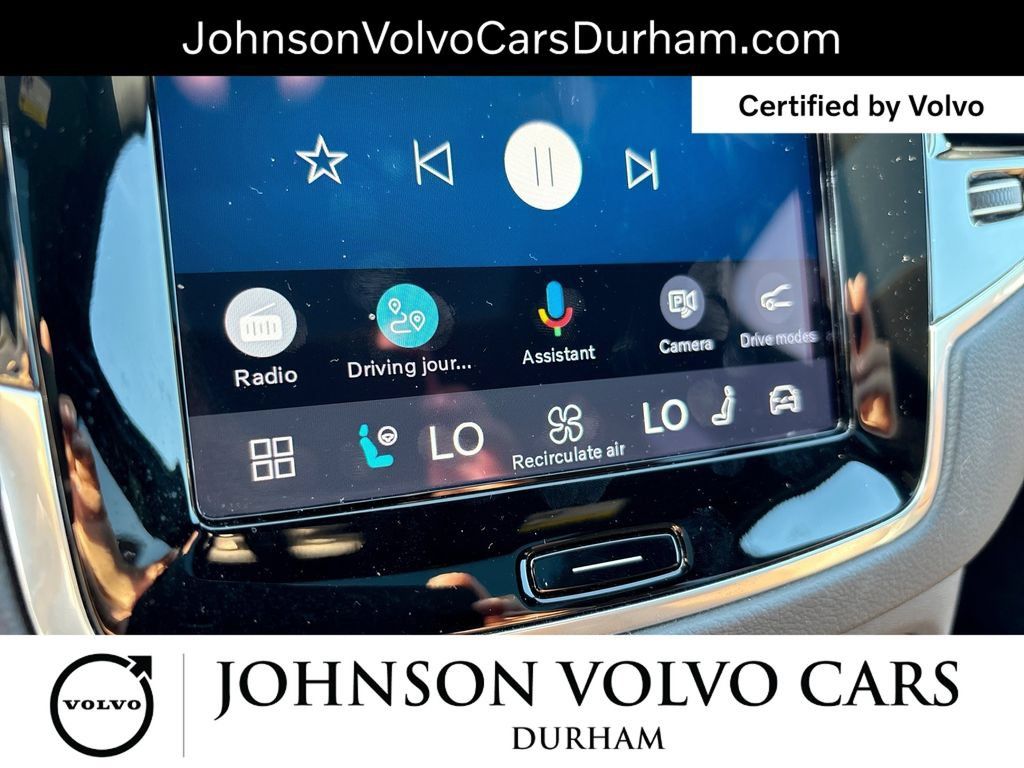 Certified 2023 Volvo XC90 B6 Ultimate w/ Protection Package Premier AWD/4WD image 18