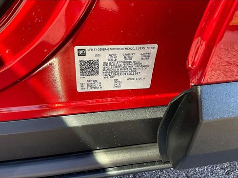 New 2026 Chevrolet Equinox LT w/ Convenience Package II image 8