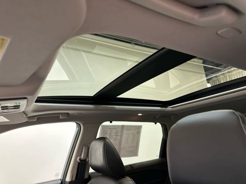 Certified 2022 Nissan Rogue SL w/ SL Premium Package image 5