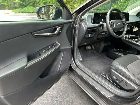 Used 2024 Kia EV6 Light AWD/4WD image 6