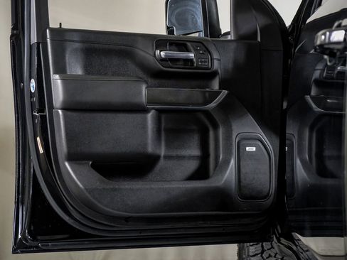 Used 2020 GMC Sierra 3500 AT4 w/ AT4 Premium Package image 36