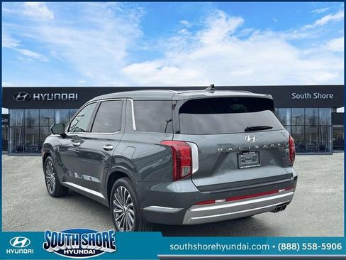 Used 2023 Hyundai Palisade Calligraphy image 8