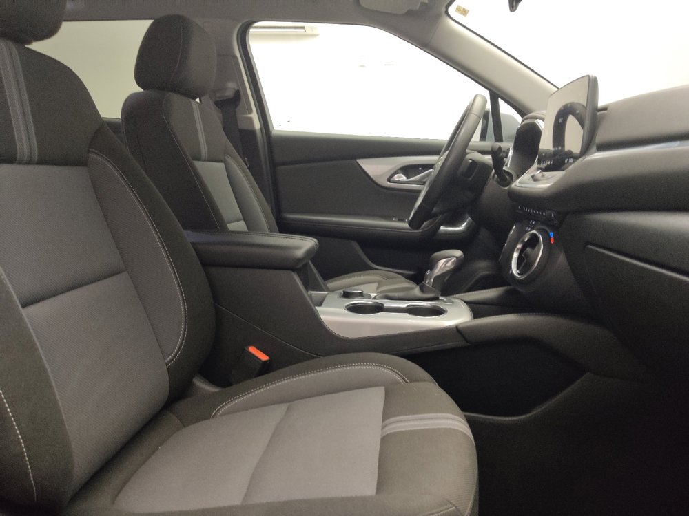 Used 2025 Chevrolet Blazer LT FWD image 21
