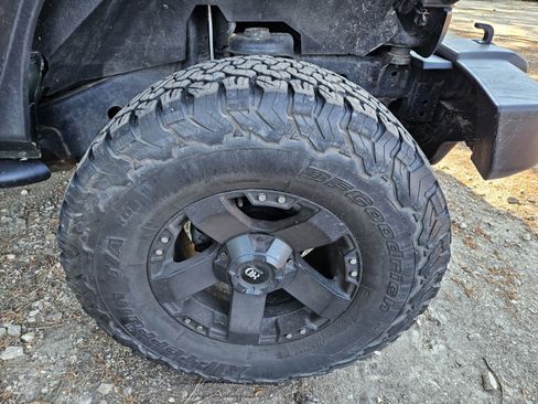 Used 2008 Jeep Wrangler X image 10