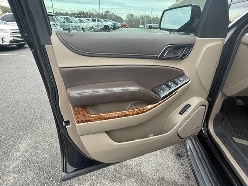 Used 2019 Chevrolet Tahoe Premier image 19