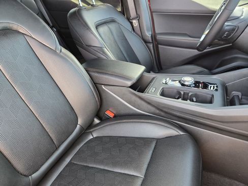 New 2026 Jeep Cherokee Overland w/ Trailer Tow Group AWD/4WD image 9