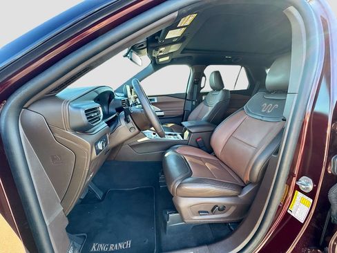 Used 2022 Ford Explorer King Ranch w/ Class IV Trailer Tow Package RWD image 5