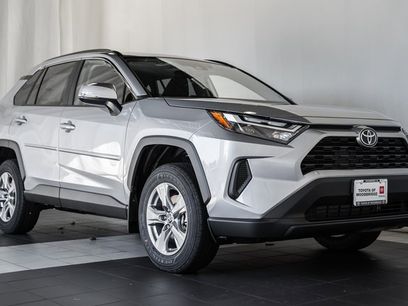 New 2025 Toyota RAV4 XLE