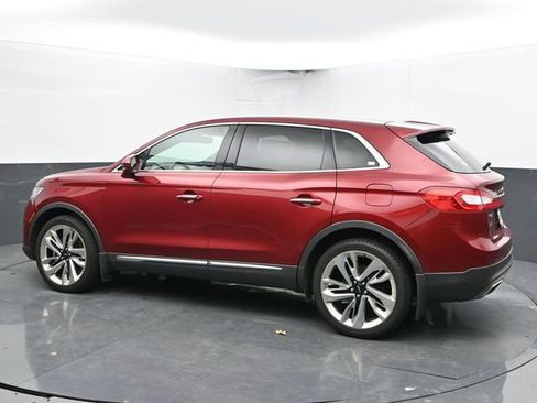 Used 2016 Lincoln MKX Reserve w/ Driver Assistance Package image 7
