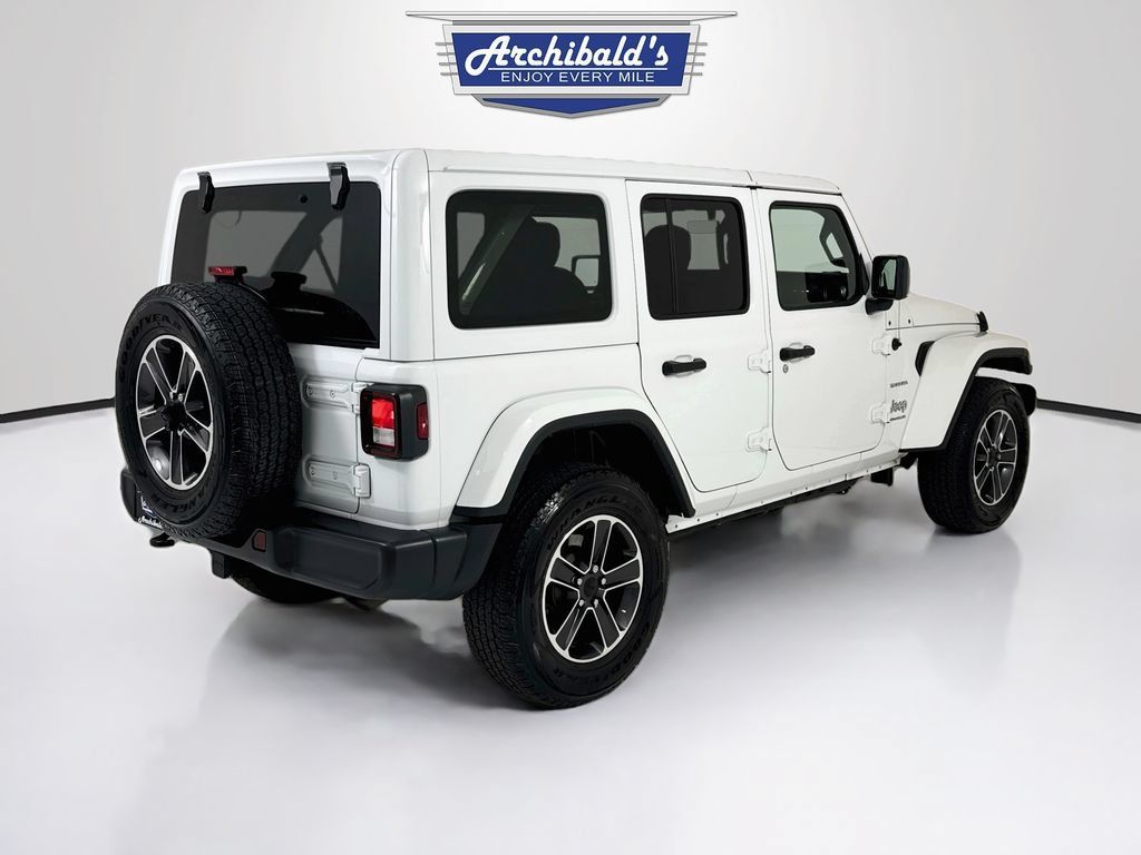 Used 2023 Jeep Wrangler Unlimited Sahara w/ Cold Weather Group AWD/4WD image 8