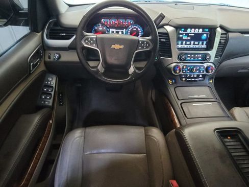 Used 2020 Chevrolet Suburban Premier RWD image 10
