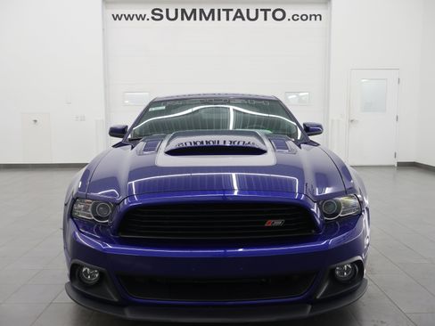 Used 2014 Ford Mustang GT w/ Equipment Group 301A image 22