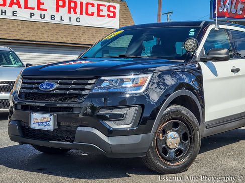 Used 2017 Ford Explorer 4WD Police Interceptor image 2