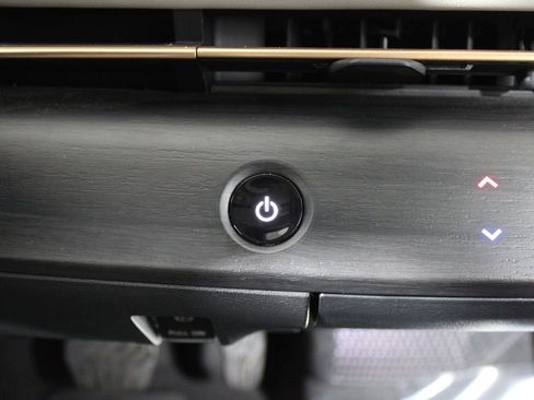 Used 2024 Nissan Ariya FWD image 18