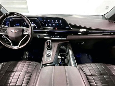 Used 2022 Cadillac Escalade ESV Sport Platinum image 15