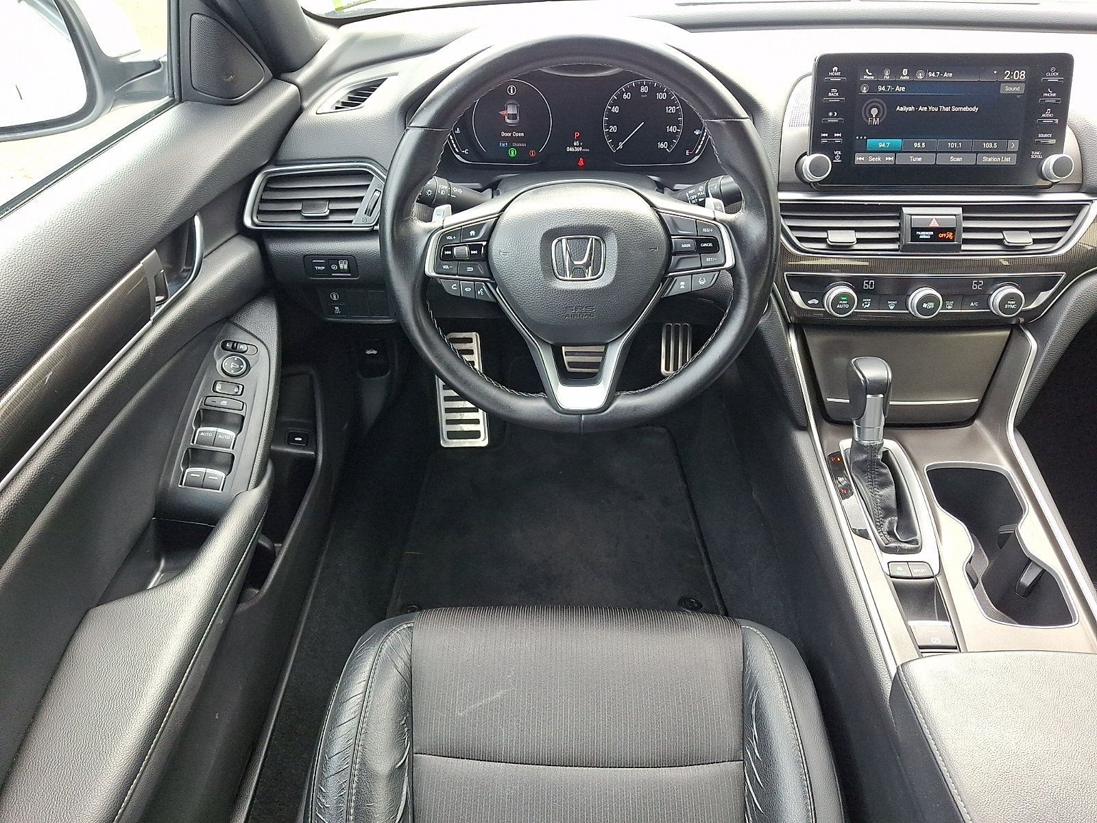 Used 2018 Honda Accord Sport image 10