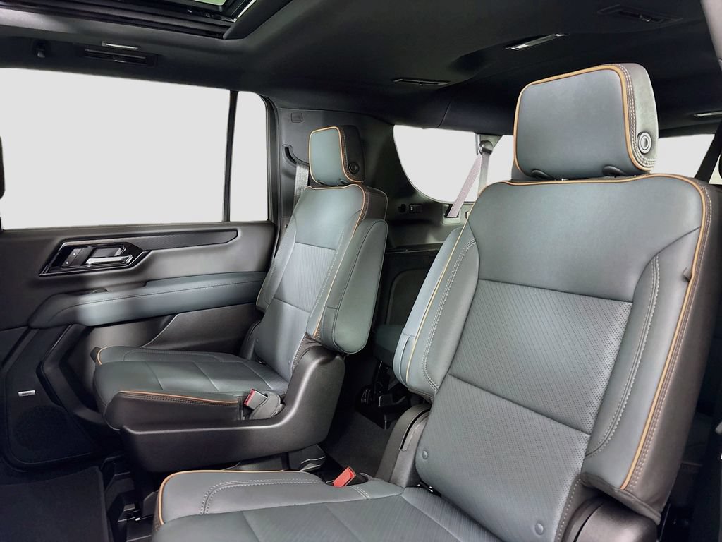 New 2026 GMC Yukon XL AT4 w/ AT4 Premium Package AWD/4WD image 25
