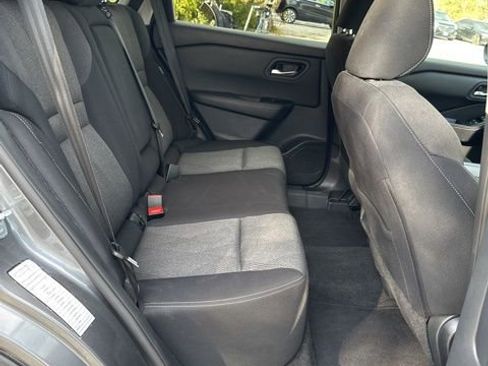 Used 2024 Nissan Rogue SV image 36