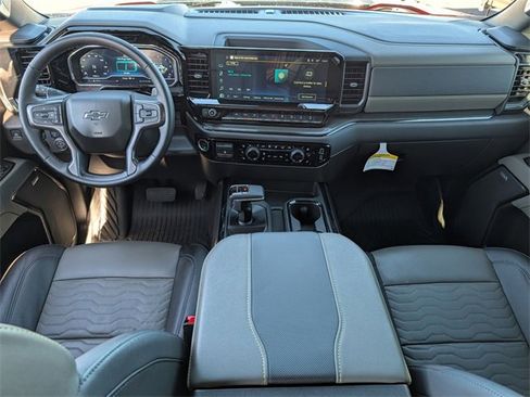 Used 2025 Chevrolet Silverado 1500 ZR2 w/ Technology Package image 21