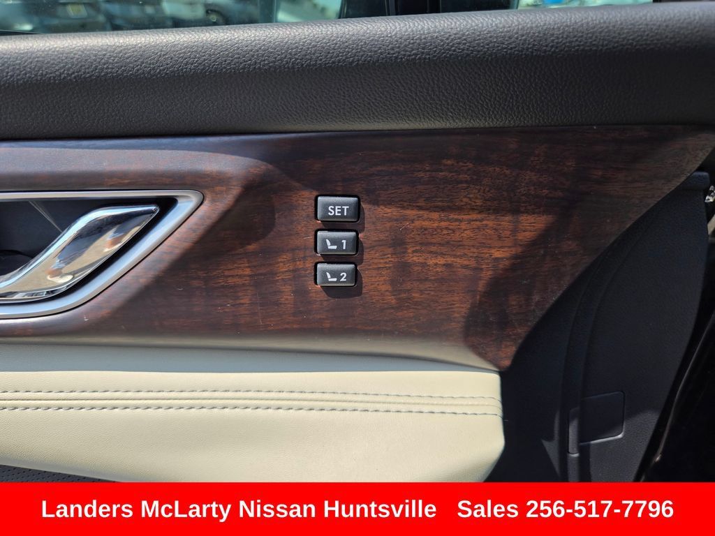 Used 2022 Subaru Ascent Touring AWD/4WD image 27