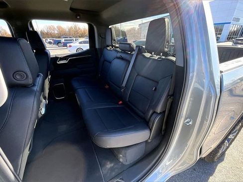 New 2026 GMC Sierra 1500 SLT w/ SLT Convenience Package image 10