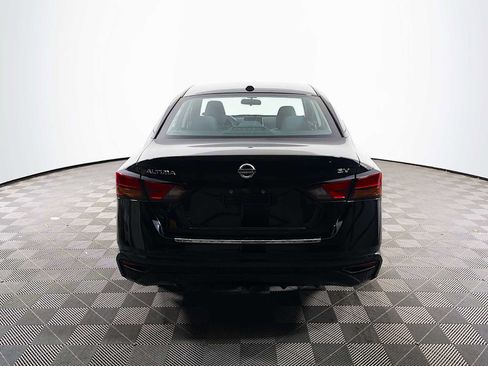 Used 2022 Nissan Altima 2.5 SV image 5