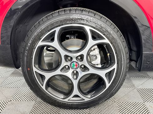 Used 2024 Alfa Romeo Tonale Ti w/ Active Assist Package image 32