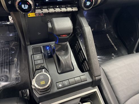 Used 2024 Toyota Tacoma TRD Sport w/ TRD Sport Premium Package image 36