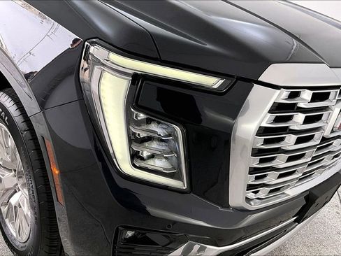 Used 2025 GMC Yukon Denali image 40