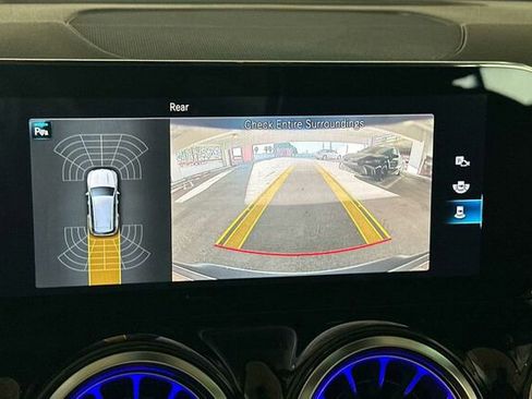 Certified 2022 Mercedes-Benz EQB 350 4MATIC image 25