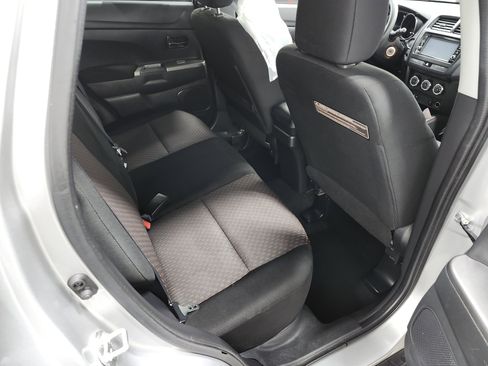 Used 2018 Mitsubishi Outlander Sport LE image 19