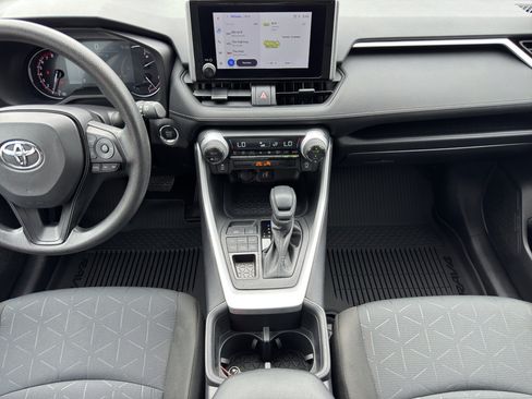 Certified 2025 Toyota RAV4 XLE AWD/4WD image 10