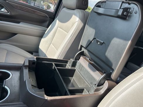 Used 2022 Chevrolet Tahoe Z71 AWD/4WD image 45