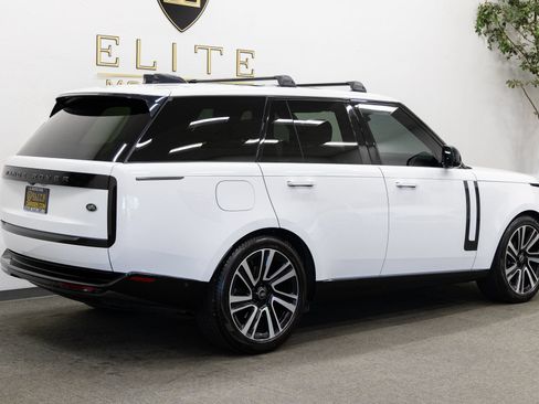 Used 2023 Land Rover Range Rover SE AWD/4WD image 11