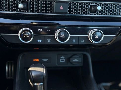 Used 2023 Honda Civic Sport image 26