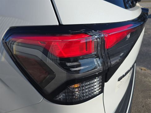 New 2026 Subaru Forester Premium image 31