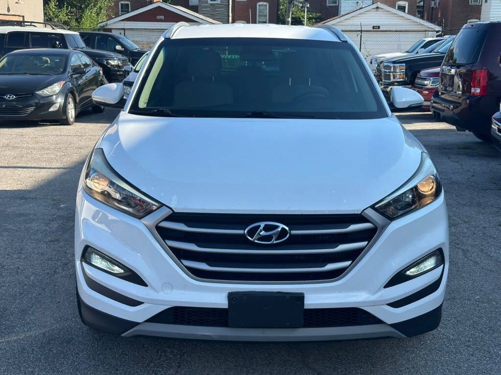 Used 2017 Hyundai Tucson Sport w/ Cargo Package AWD/4WD image 2