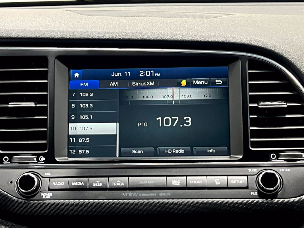 Used 2018 Hyundai Elantra Sport w/ Sport Premium Package 03 FWD image 26