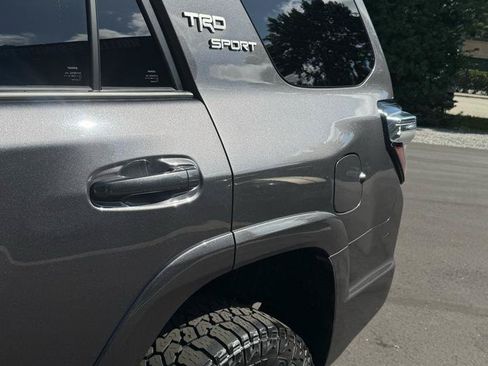 Used 2022 Toyota 4Runner TRD Sport w/ Technology Package AWD/4WD image 16