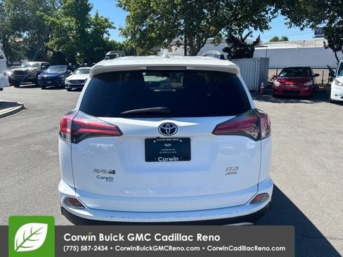 Used 2018 Toyota RAV4 XLE w/ Plus Extra Value Package AWD/4WD image 7