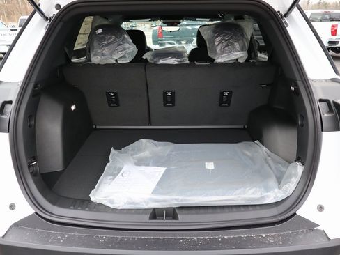 New 2026 Chevrolet Equinox LT w/ Safety and Technology Package image 21