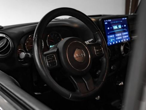 Used 2016 Jeep Wrangler Unlimited Sahara w/ Max Tow Package AWD/4WD image 18