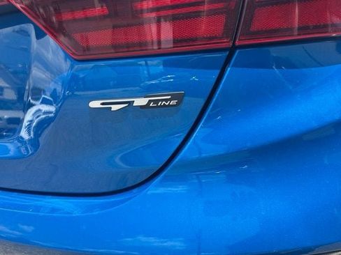 Used 2023 Kia Forte GT-Line w/ GT-Line Premium Package FWD image 9