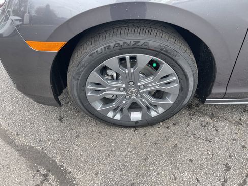 New 2026 Honda Odyssey Touring image 10