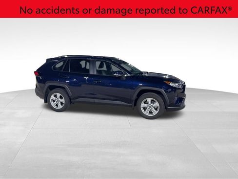 Used 2020 Toyota RAV4 XLE w/ Convenience Package image 2