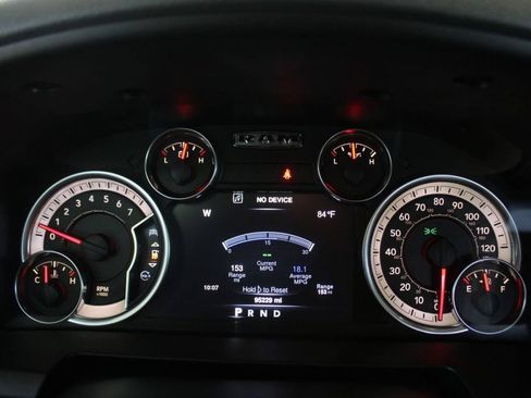 Used 2020 RAM 1500 Classic SLT w/ Luxury Group AWD/4WD image 20