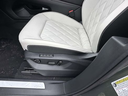 New 2026 Volkswagen Atlas Cross Sport SEL Premium R-Line AWD/4WD image 14